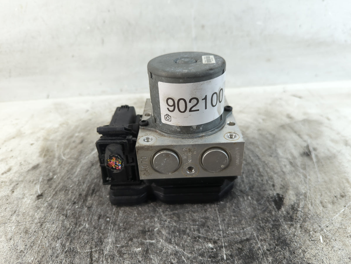 2016-2017 Hyundai Elantra Anti-Lock Brake ABS Pump Module Actuator OEM P/N:58920-3X630 Fits Fits 2016 2017 OEM Used Auto Par