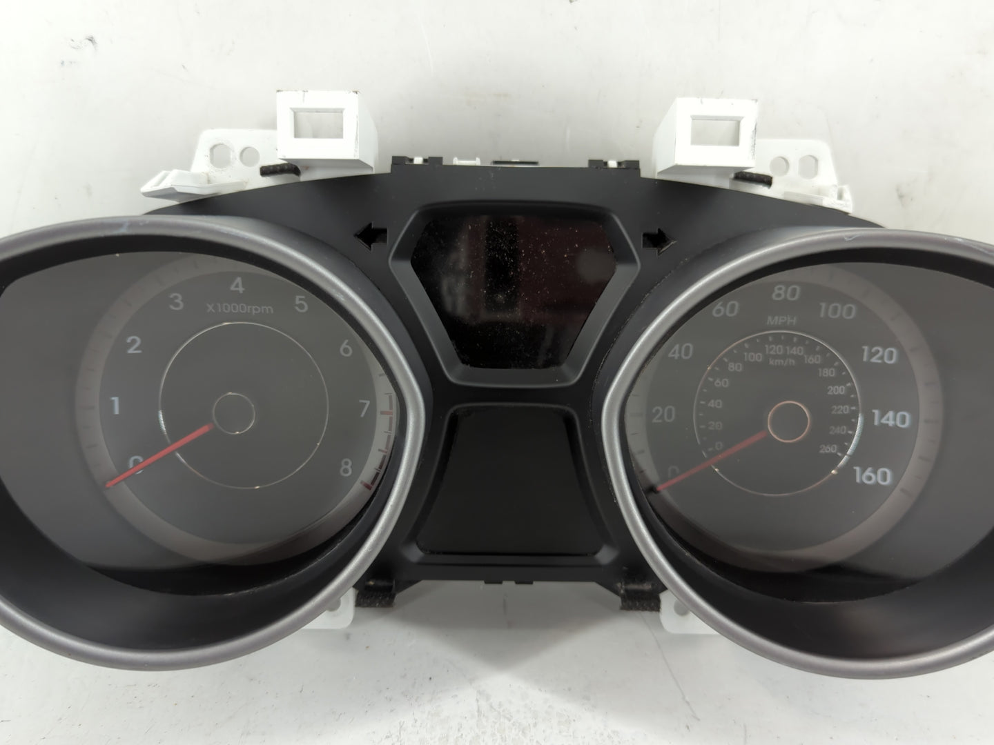 2016-2017 Hyundai Elantra Instrument Cluster Speedometer Gauges P/N:94004-3X210 Fits Fits 2016 2017 OEM Used Auto Parts - Oe
