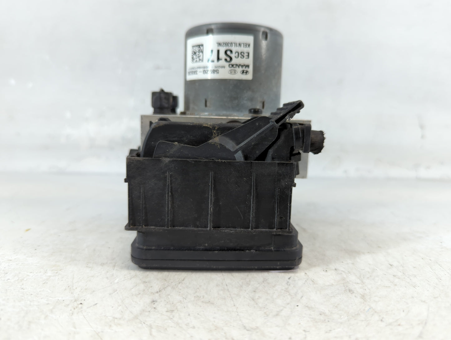 2014-2016 Hyundai Elantra ABS Pump Control Module Replacement P/N:58920-3X630 Fits Fits 2014 2015 2016 OEM Used Auto Parts -
