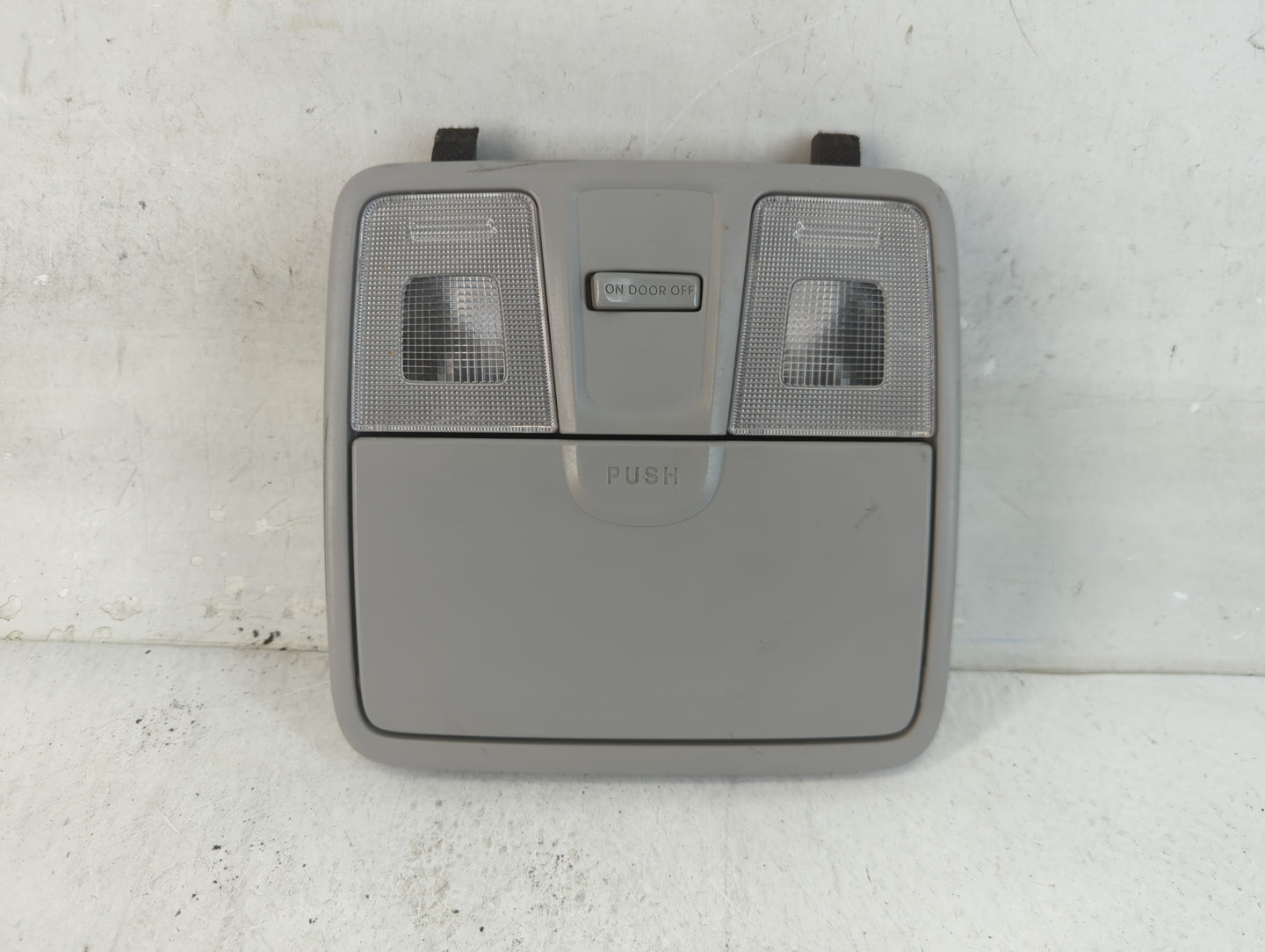 2016 Hyundai Elantra Overhead Roof Console - Oemusedautoparts1.com