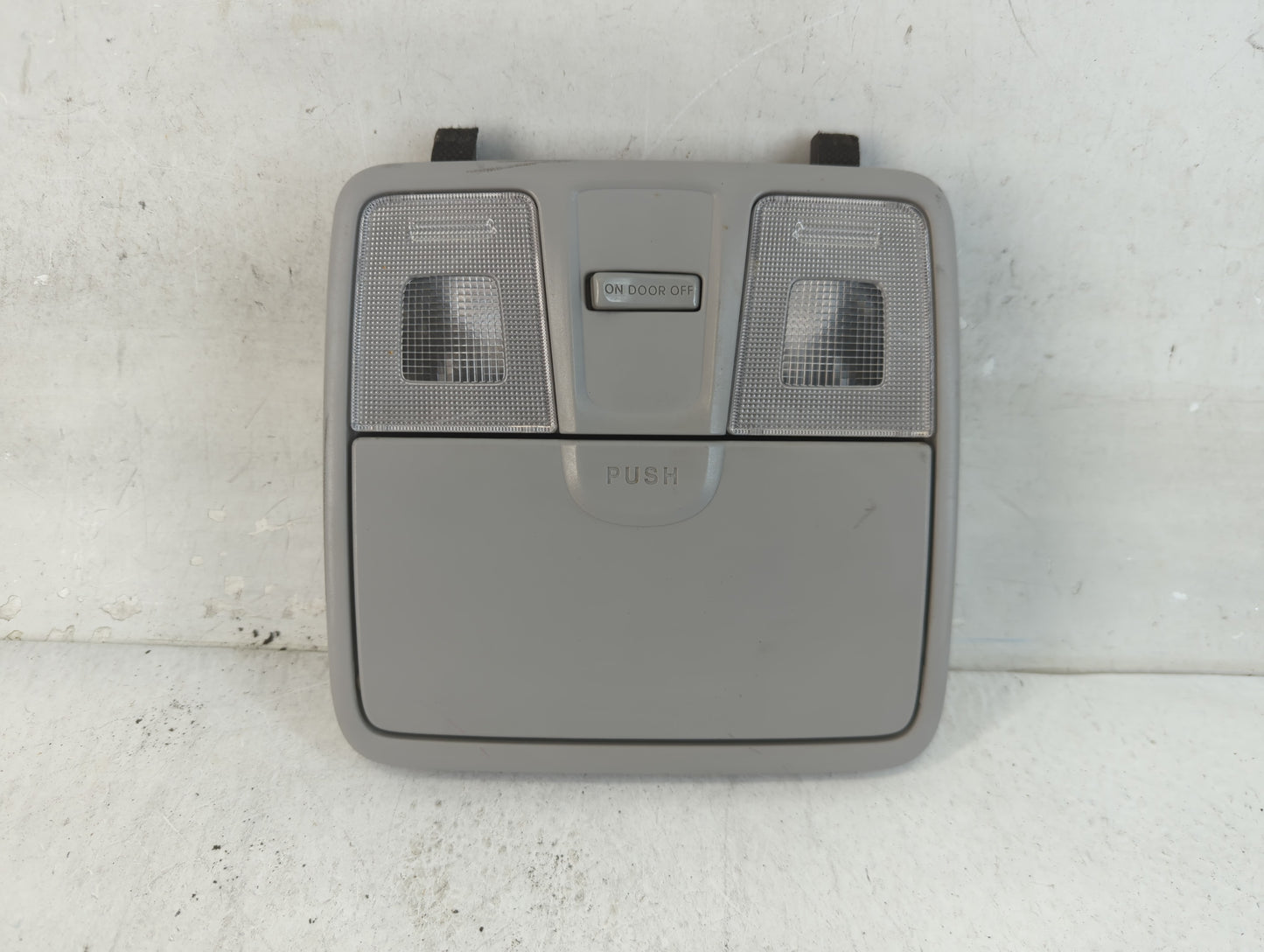 2016 Hyundai Elantra Overhead Roof Console - Oemusedautoparts1.com
