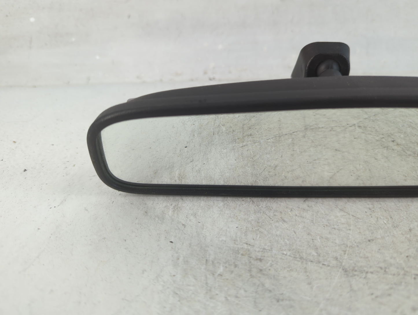 2013-2020 Hyundai Elantra Interior Rear View Mirror Replacement OEM P/N:E4012143 Fits OEM Used Auto Parts - Oemusedautoparts
