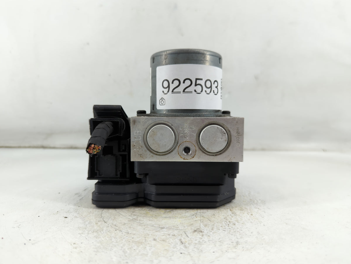 2014-2016 Hyundai Elantra Anti-Lock Brake ABS Pump Module Actuator OEM P/N:58920-3X630 Fits Fits 2014 2015 2016 OEM Used Aut