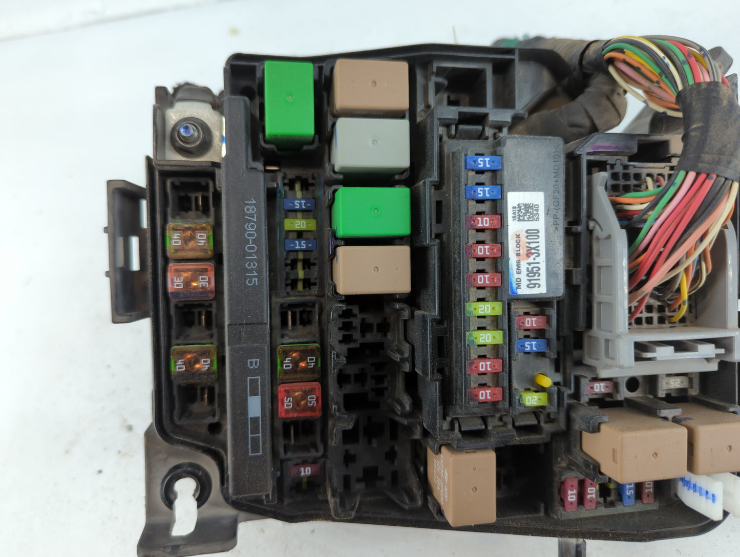 2014-2016 Hyundai Elantra Fusebox Fuse Box Panel Relay Module P/N:91951-3X710 Fits Fits 2014 2015 2016 OEM Used Auto Parts -