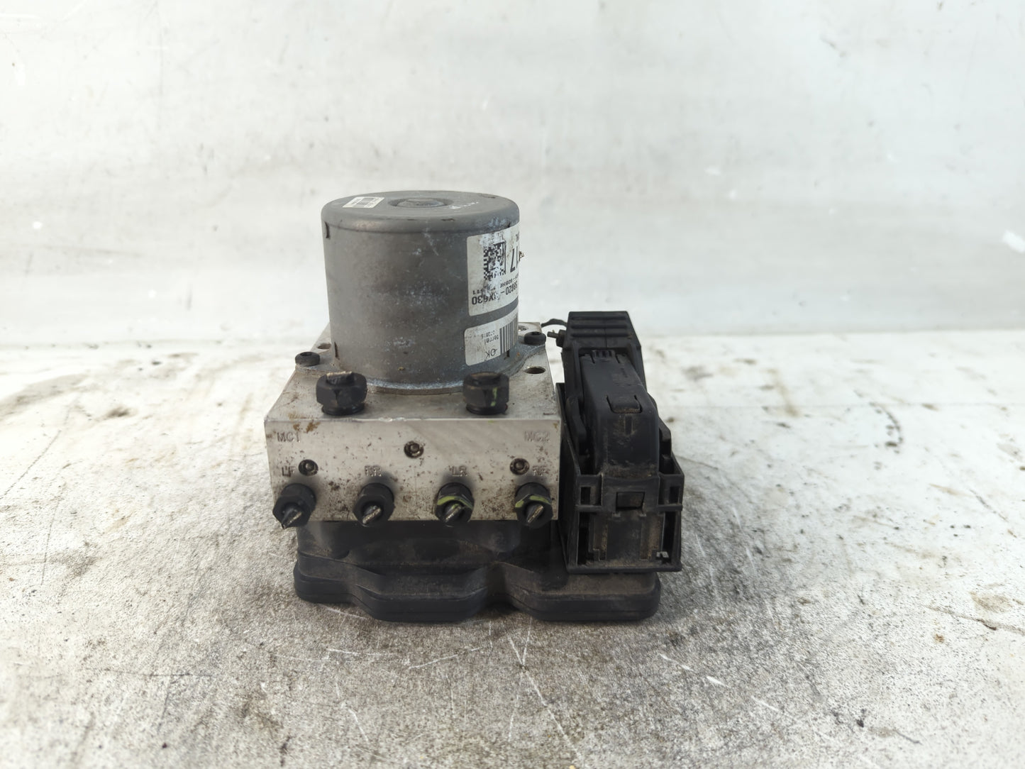 2014-2016 Hyundai Elantra ABS Pump Control Module Replacement P/N:58920-3X630 Fits Fits 2014 2015 2016 OEM Used Auto Parts -