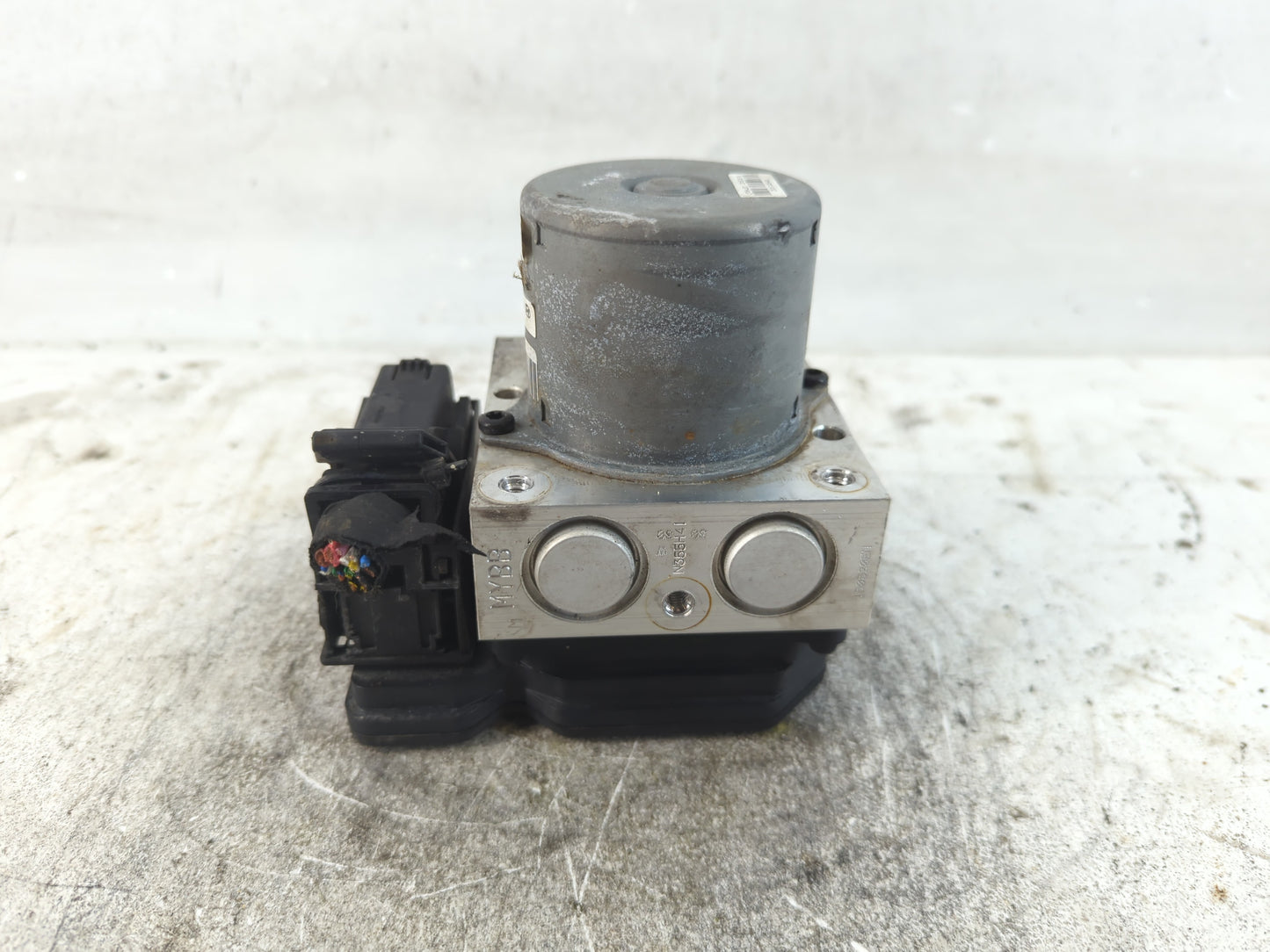 2014-2016 Hyundai Elantra ABS Pump Control Module Replacement P/N:58920-3X630 Fits Fits 2014 2015 2016 OEM Used Auto Parts -