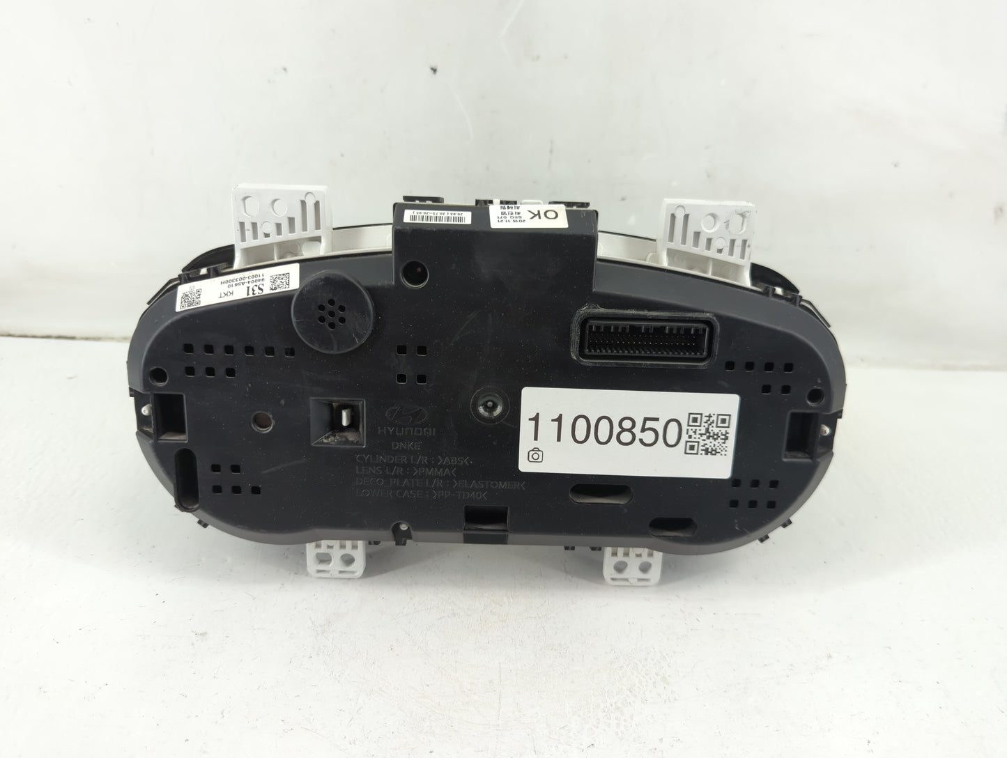 2016-2017 Hyundai Elantra Gt Instrument Cluster Speedometer Gauges P/N:94004-A5610 Fits Fits 2016 2017 OEM Used Auto Parts -