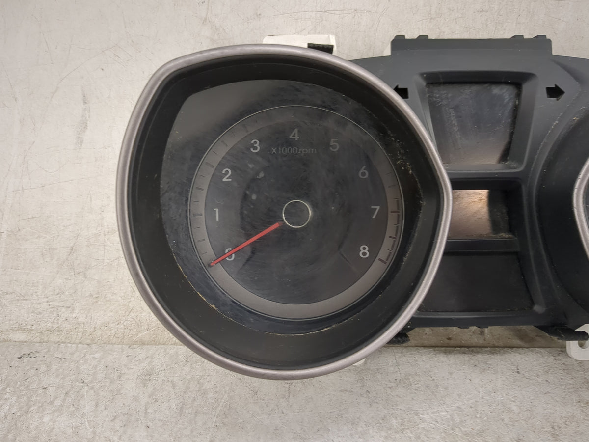 2016-2017 Hyundai Elantra Gt Instrument Cluster Speedometer Gauges P/N:94004-A5610 Miles:171K Fits Fits 2016 2017 OEM Used A