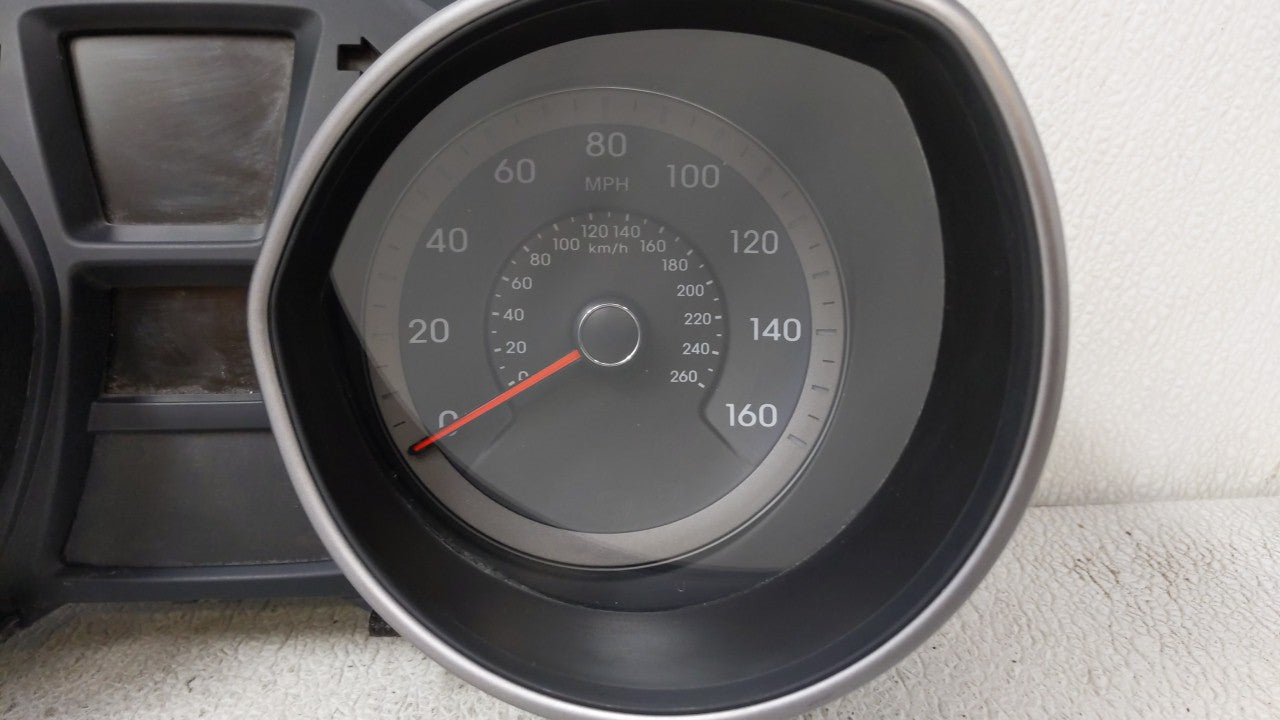 2016-2017 Hyundai Elantra Gt Instrument Cluster Speedometer Gauges P/N:94004-A5610 94004-A5610 Fits Fits 2016 2017 OEM Used 