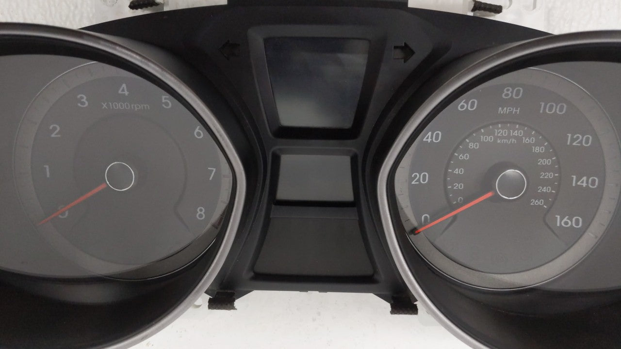 2016-2017 Hyundai Elantra Gt Instrument Cluster Speedometer Gauges P/N:94004-A5610 Fits Fits 2016 2017 OEM Used Auto Parts -
