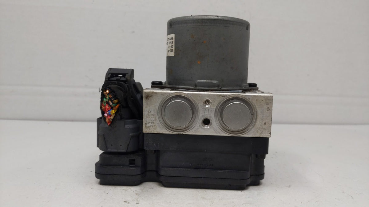 2016-2017 Hyundai Elantra Gt Anti-Lock Brake ABS Pump Module Actuator OEM P/N:58900-A5230 58920-F2500 Fits Fits 2016 2017 OE