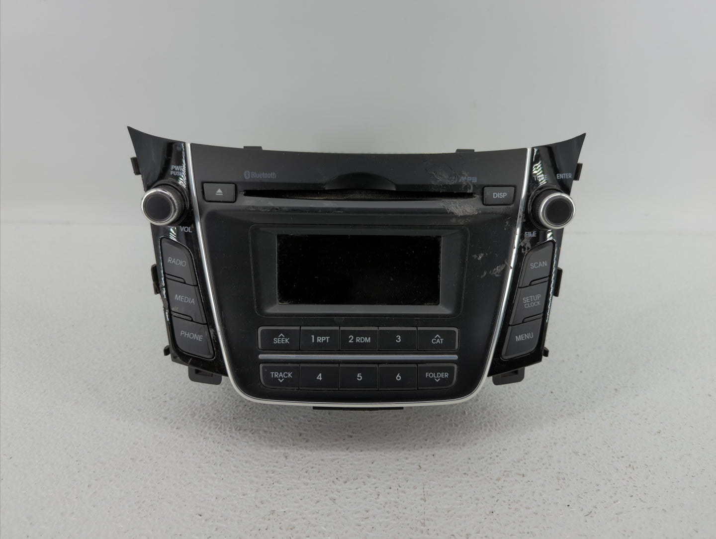 2016-2017 Hyundai Elantra Gt Am Fm Cd Player Radio Receiver - Oemusedautoparts1.com