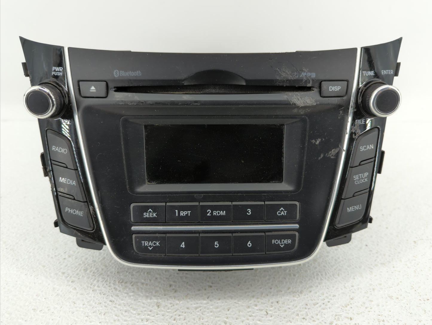 2016-2017 Hyundai Elantra Gt Am Fm Cd Player Radio Receiver - Oemusedautoparts1.com