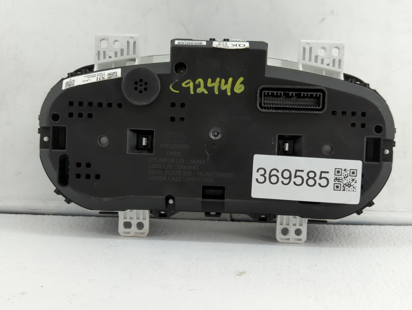 2016-2017 Hyundai Elantra Gt Instrument Cluster Speedometer Gauges P/N:94004-A5610 Fits Fits 2016 2017 OEM Used Auto Parts -