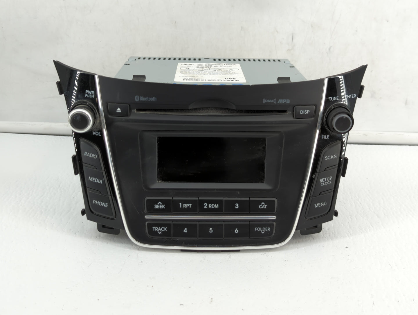 2016-2017 Hyundai Elantra Gt Am Fm Cd Player Radio Receiver - Oemusedautoparts1.com
