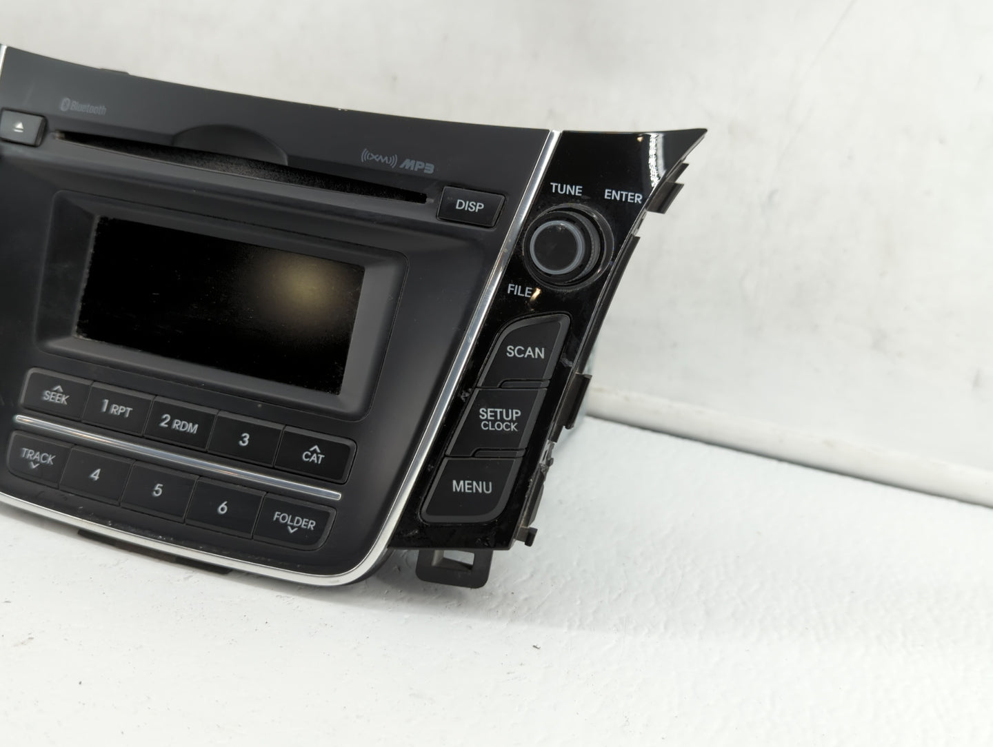 2016-2017 Hyundai Elantra Gt Am Fm Cd Player Radio Receiver - Oemusedautoparts1.com