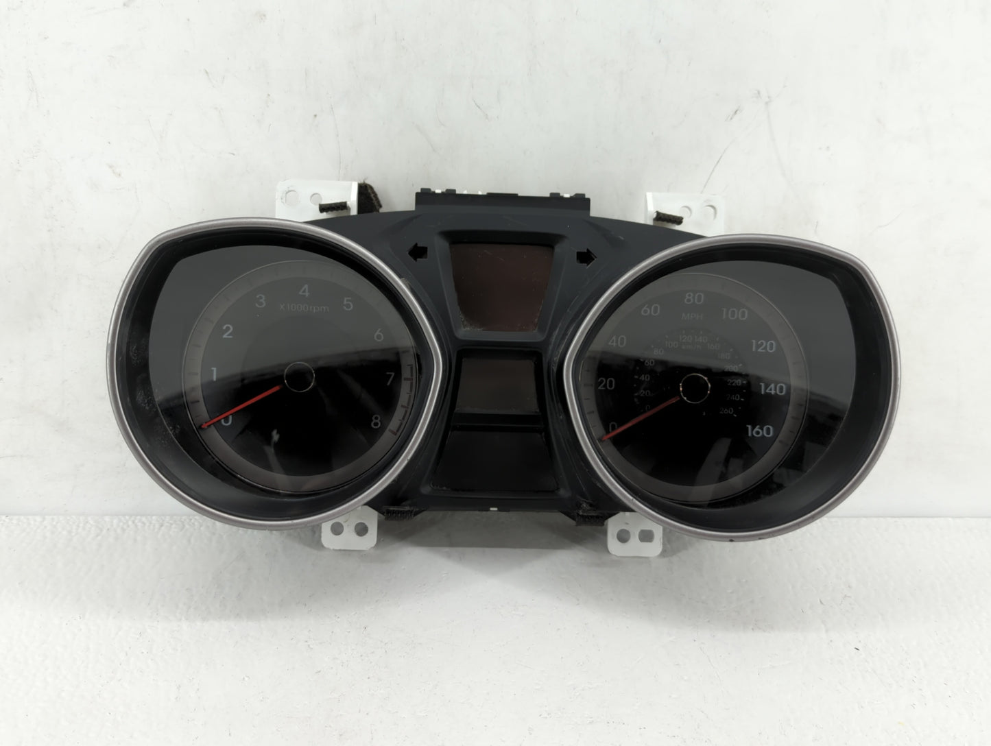 2016-2017 Hyundai Elantra Gt Instrument Cluster Speedometer Gauges P/N:94004-A5610 Fits Fits 2016 2017 OEM Used Auto Parts -