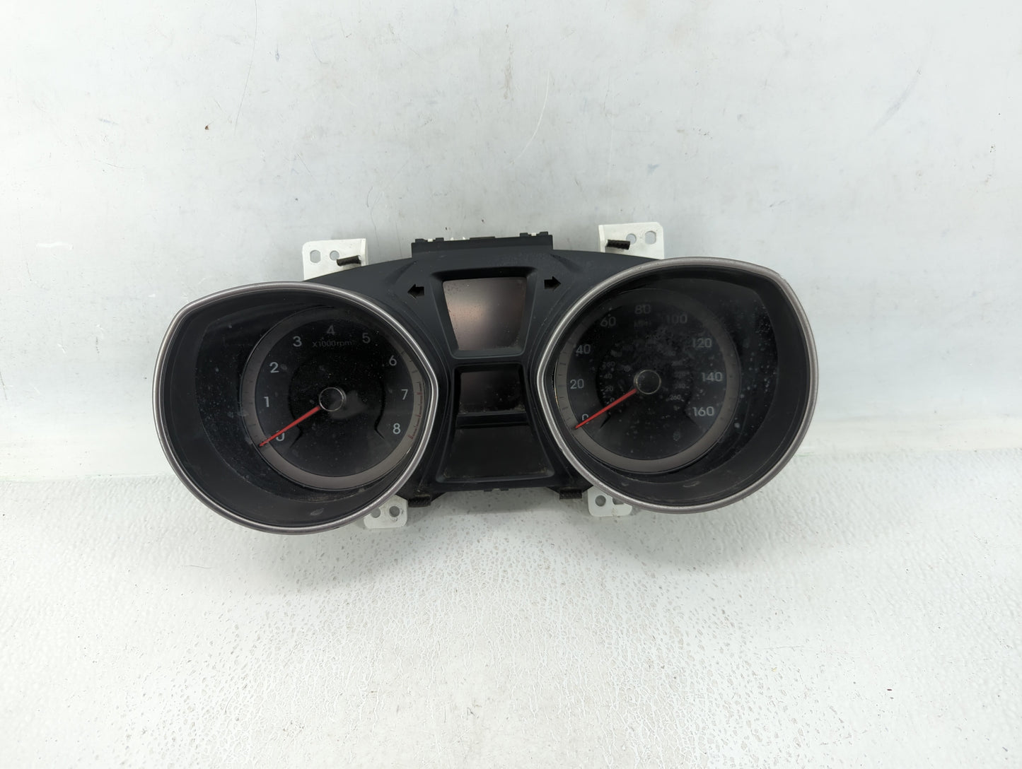 2016-2017 Hyundai Elantra Gt Instrument Cluster Speedometer Gauges P/N:94004-A5610 Fits Fits 2016 2017 OEM Used Auto Parts -