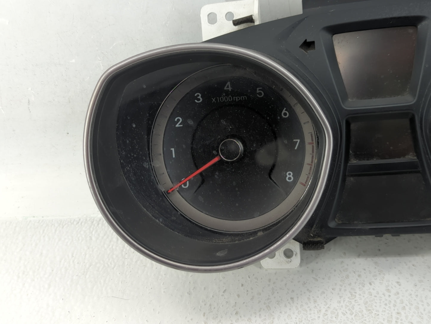 2016-2017 Hyundai Elantra Gt Instrument Cluster Speedometer Gauges P/N:94004-A5610 Fits Fits 2016 2017 OEM Used Auto Parts -