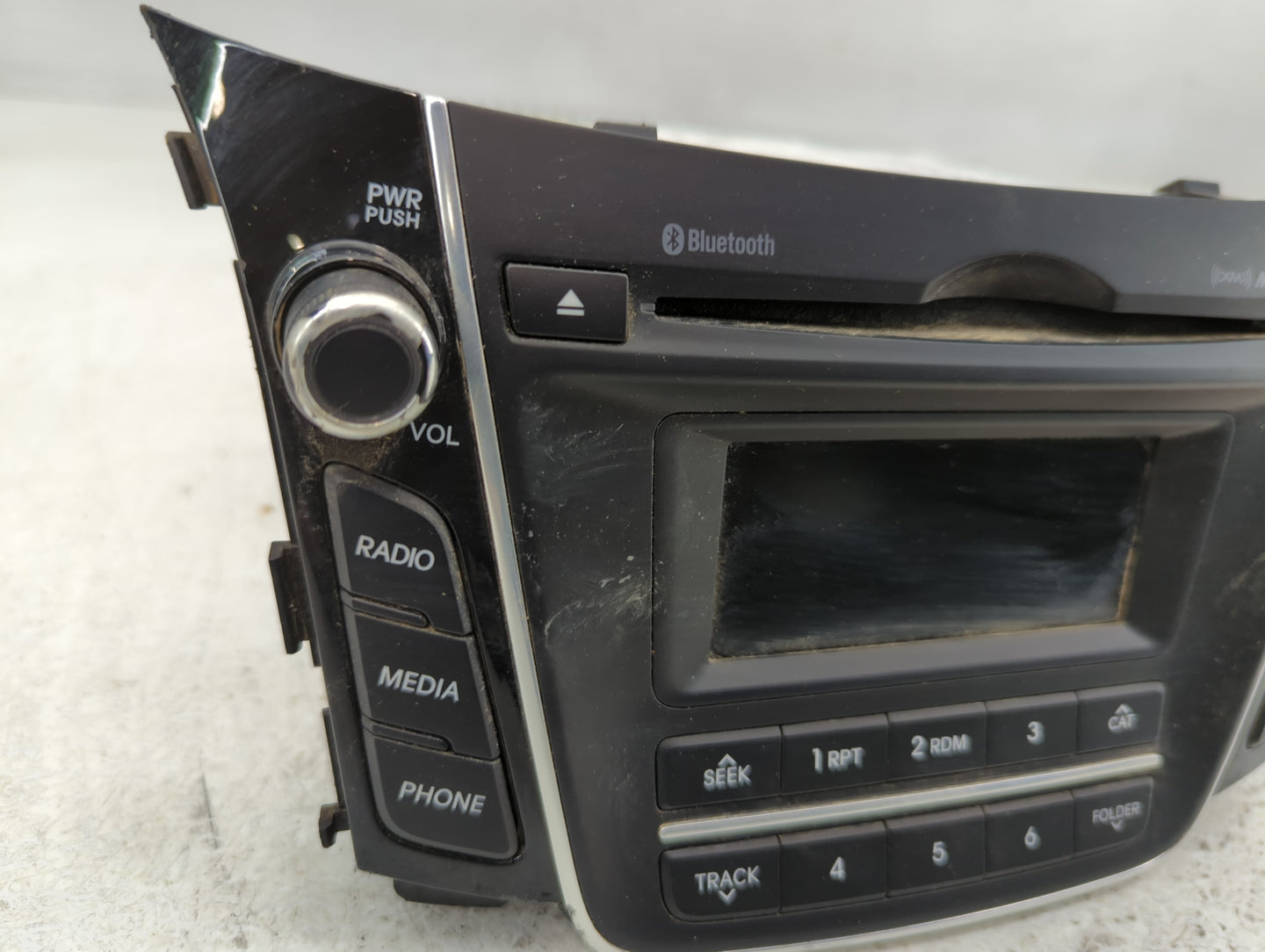 2016-2017 Hyundai Elantra Gt Am Fm Cd Player Radio Receiver - Oemusedautoparts1.com