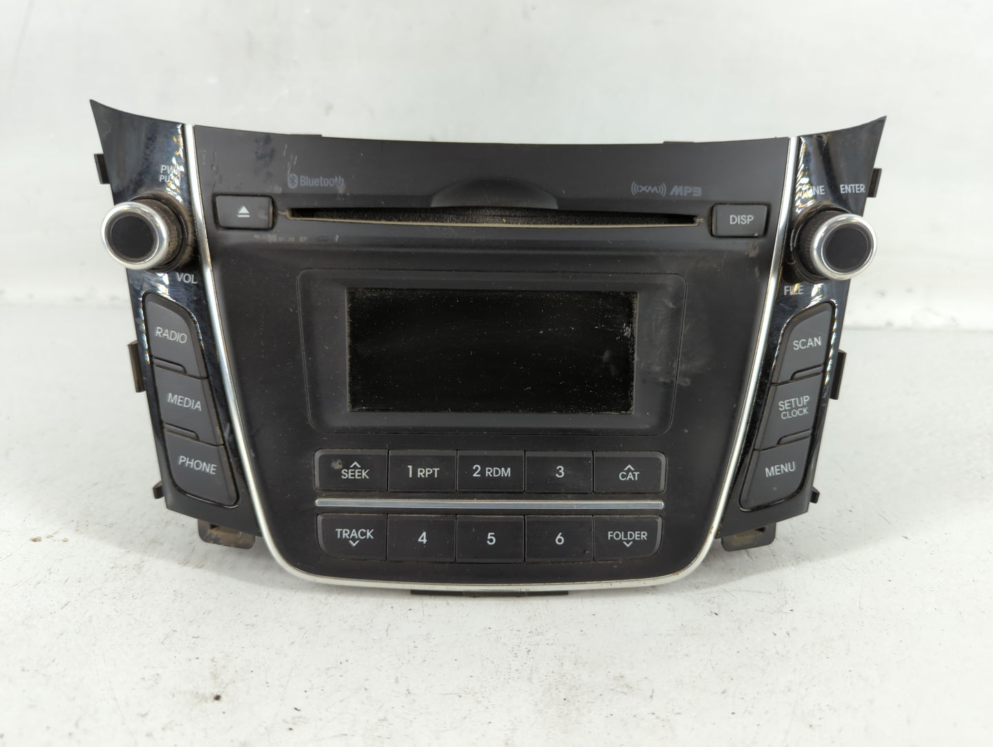 2016-2017 Hyundai Elantra Gt Am Fm Cd Player Radio Receiver - Oemusedautoparts1.com