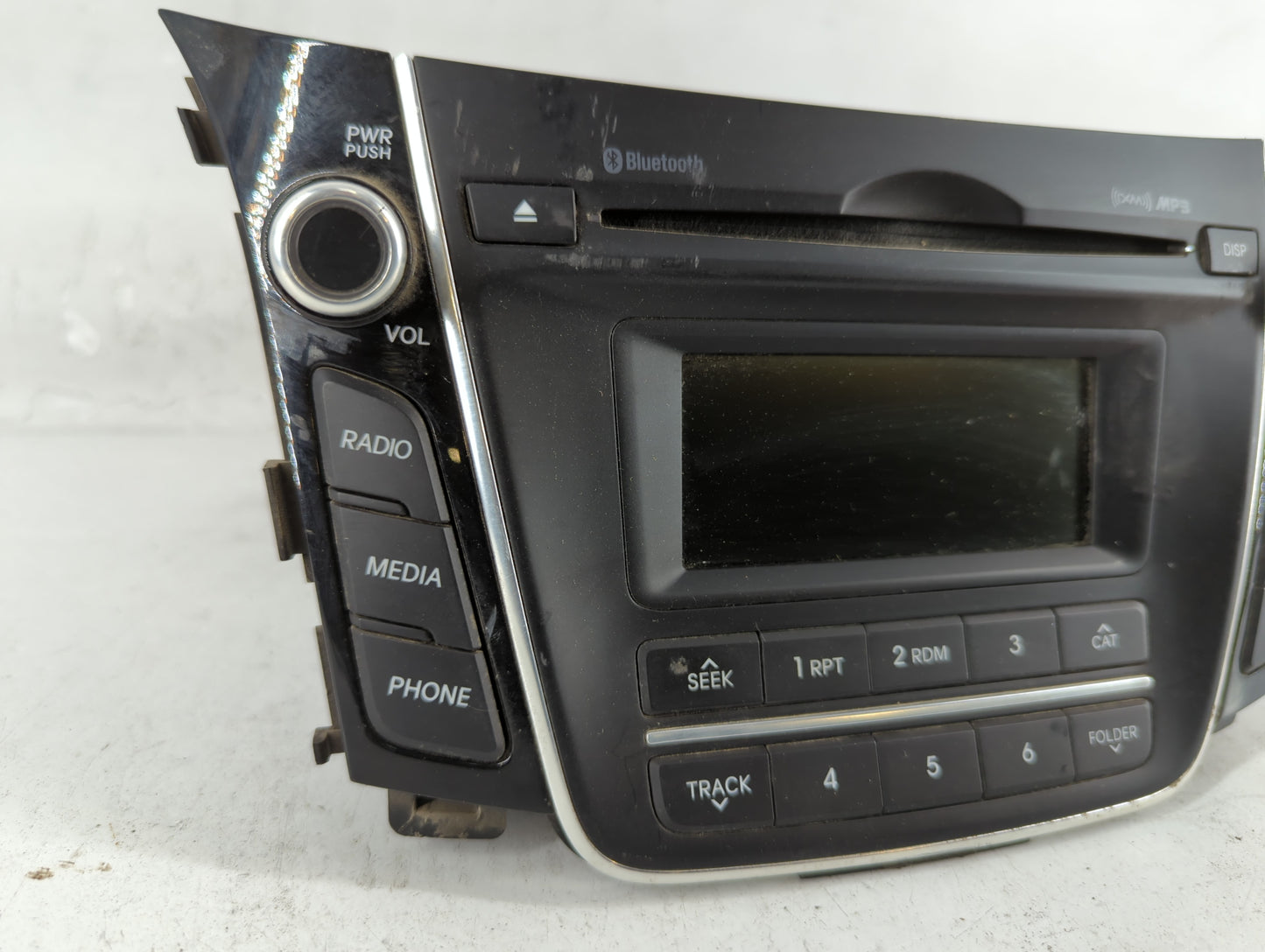 2016-2017 Hyundai Elantra Gt Am Fm Cd Player Radio Receiver - Oemusedautoparts1.com