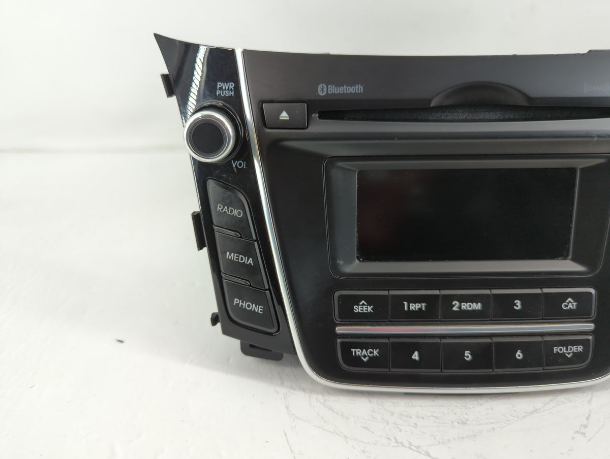 2016-2017 Hyundai Elantra Gt Am Fm Cd Player Radio Receiver 755379 - Oemusedautoparts1.com