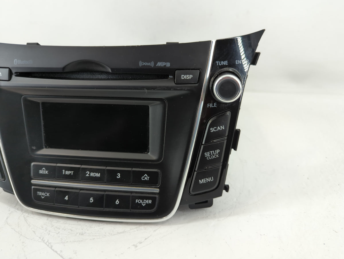2016-2017 Hyundai Elantra Gt Am Fm Cd Player Radio Receiver 755379 - Oemusedautoparts1.com