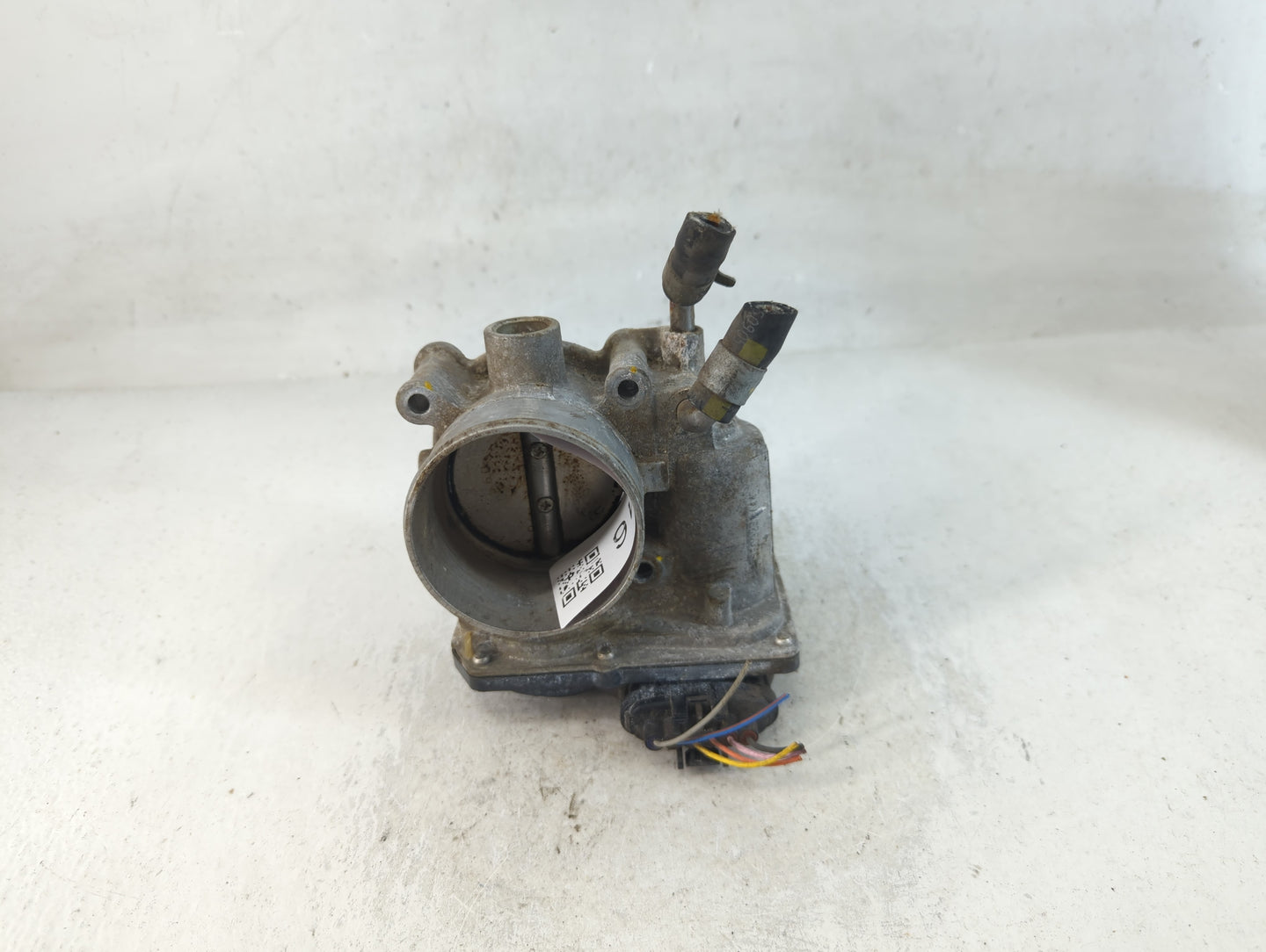 2016 Hyundai Elantra Gt Throttle Body Fits Fits 2011 2012 2013 2014 2015 2017 2018 2019 2020 2021 OEM Used Auto Parts - Oemu