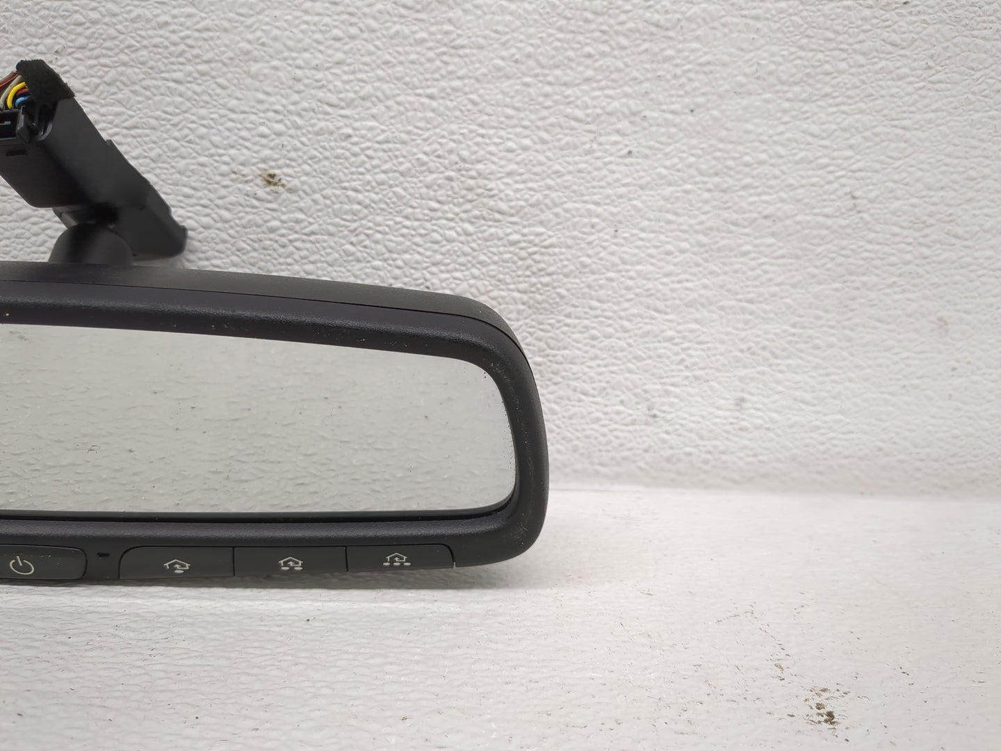 2013-2016 Hyundai Genesis Interior Rear View Mirror Replacement OEM P/N:E11026666 Fits OEM Used Auto Parts - Oemusedautopart