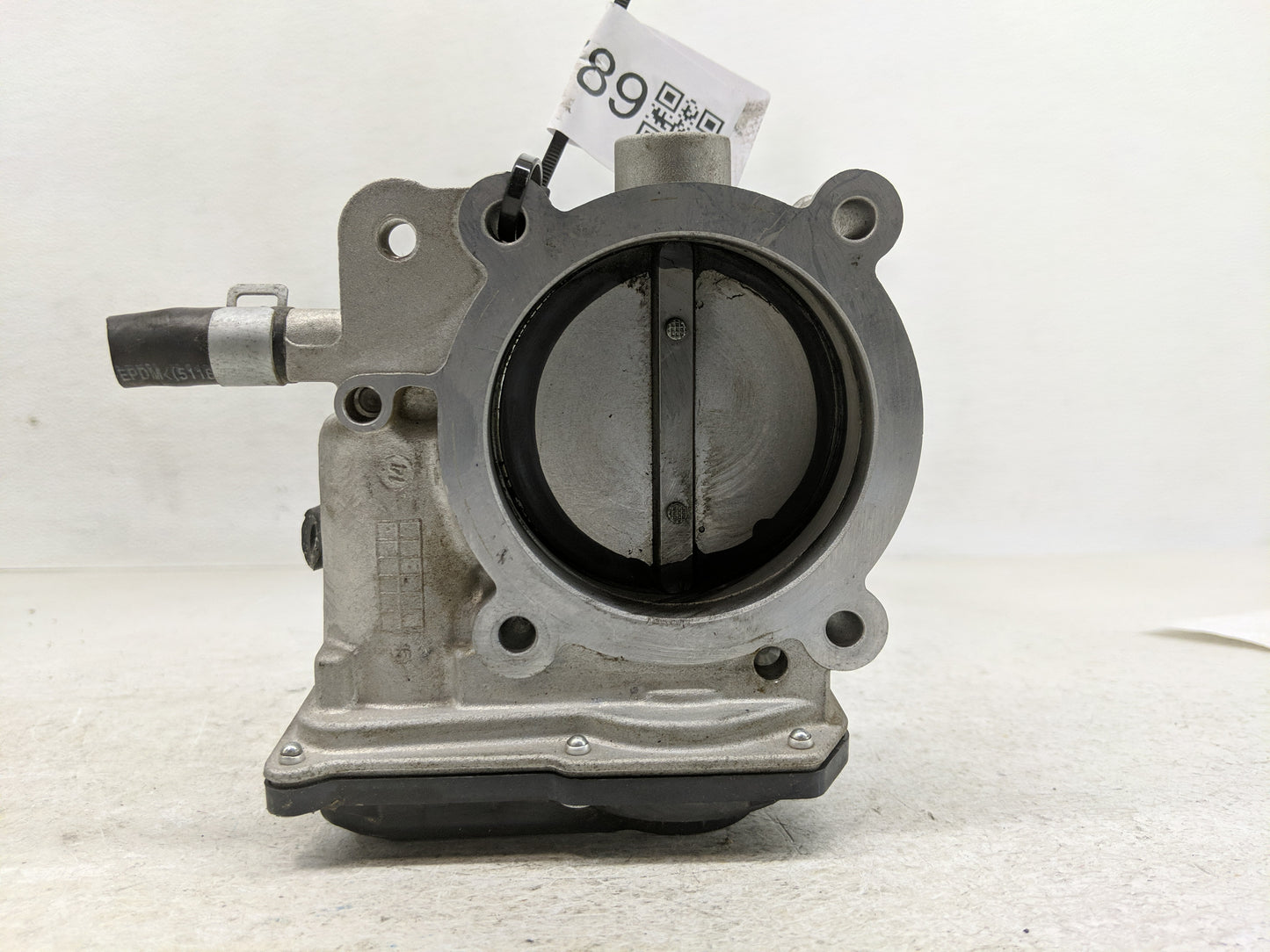 2013-2016 Hyundai Genesis Throttle Body P/N:35100-3CAA0 Fits Fits 2013 2014 2015 2016 OEM Used Auto Parts - Oemusedautoparts