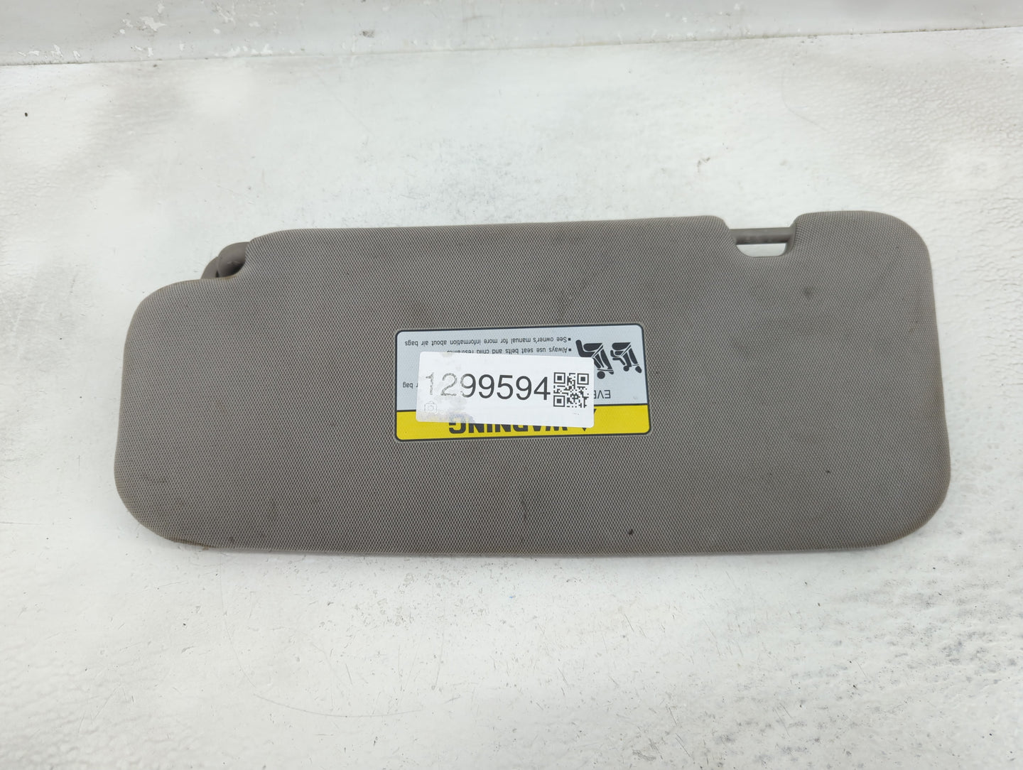 2015-2016 Hyundai Genesis Sun Visor Shade Replacement Driver Left Mirror Fits Fits 2015 2016 2017 2018 2019 2020 OEM Used Au