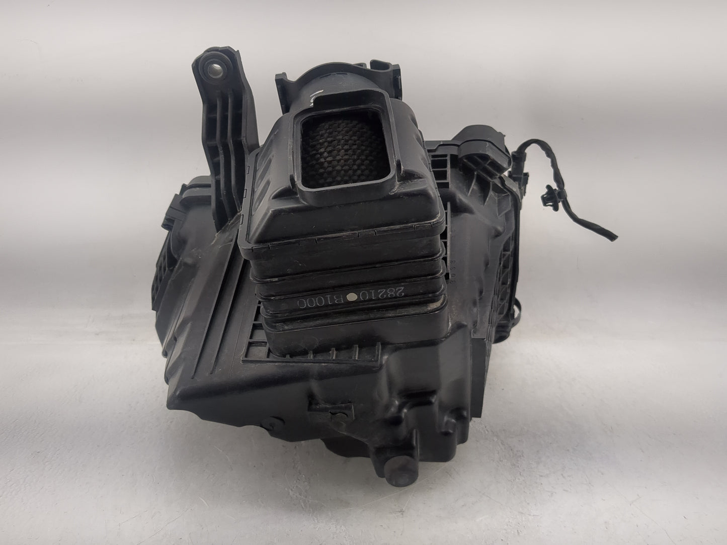 2015-2016 Hyundai Genesis Air Cleaner Intake-duct Hose Tube - Oemusedautoparts1.com