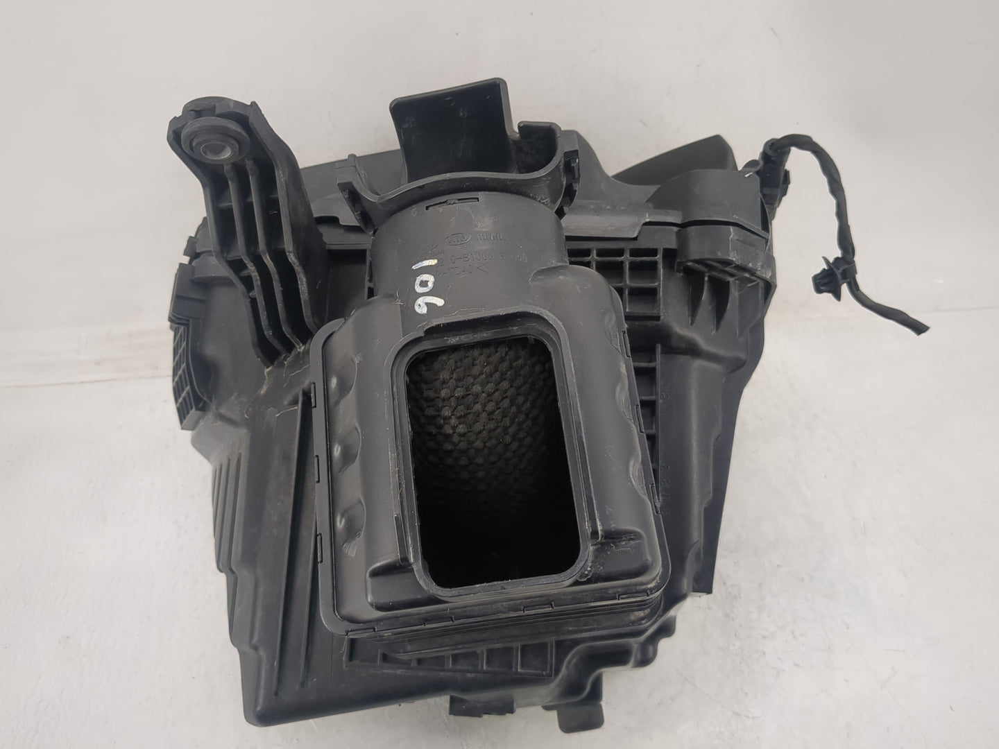 2015-2016 Hyundai Genesis Air Cleaner Intake-duct Hose Tube - Oemusedautoparts1.com