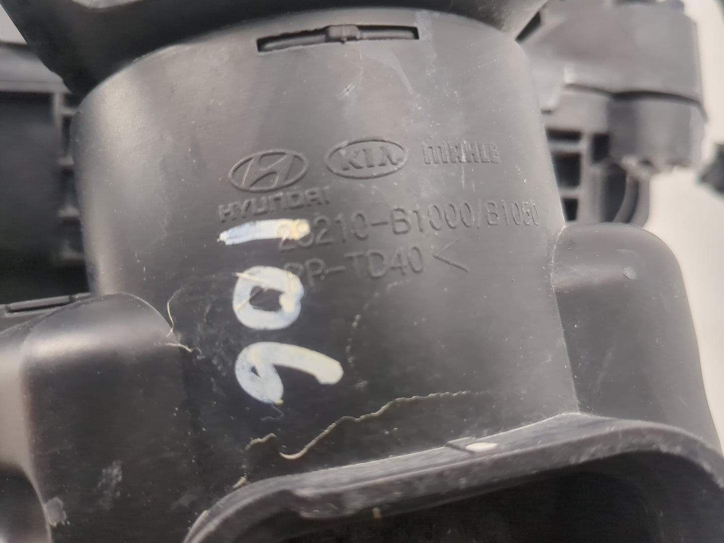 2015-2016 Hyundai Genesis Air Cleaner Intake-duct Hose Tube - Oemusedautoparts1.com
