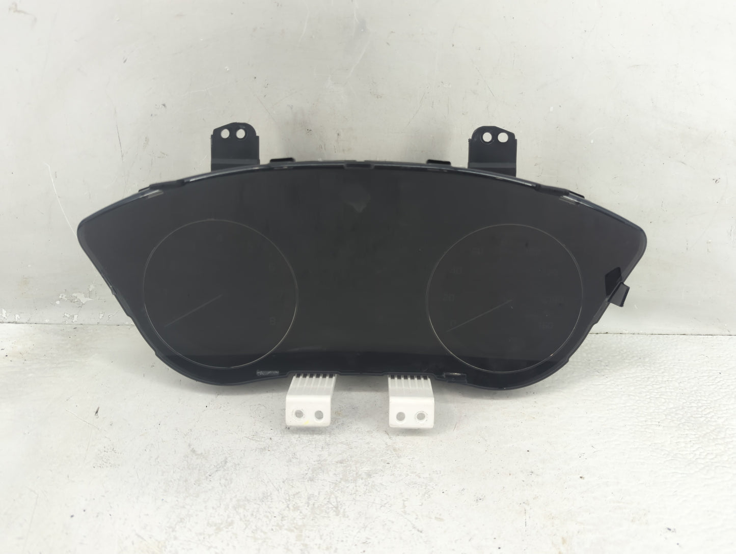 2014-2016 Hyundai Genesis Instrument Cluster Speedometer Gauges P/N:94011-B1210 Fits Fits 2014 2015 2016 OEM Used Auto Parts