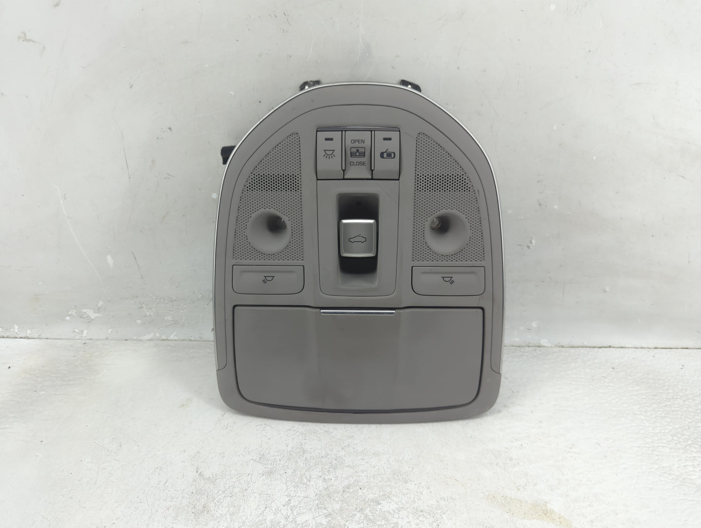 2016 Hyundai Genesis Overhead Roof Console - Oemusedautoparts1.com