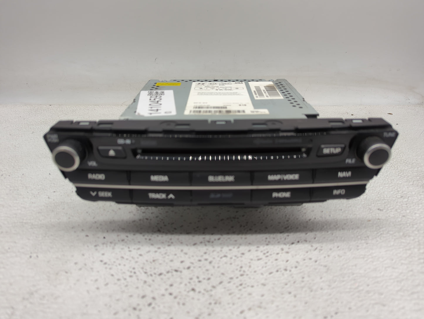 2015-2016 Hyundai Genesis Radio AM FM Cd Player Receiver Replacement P/N:96560-B14404X Fits Fits 2015 2016 OEM Used Auto Par