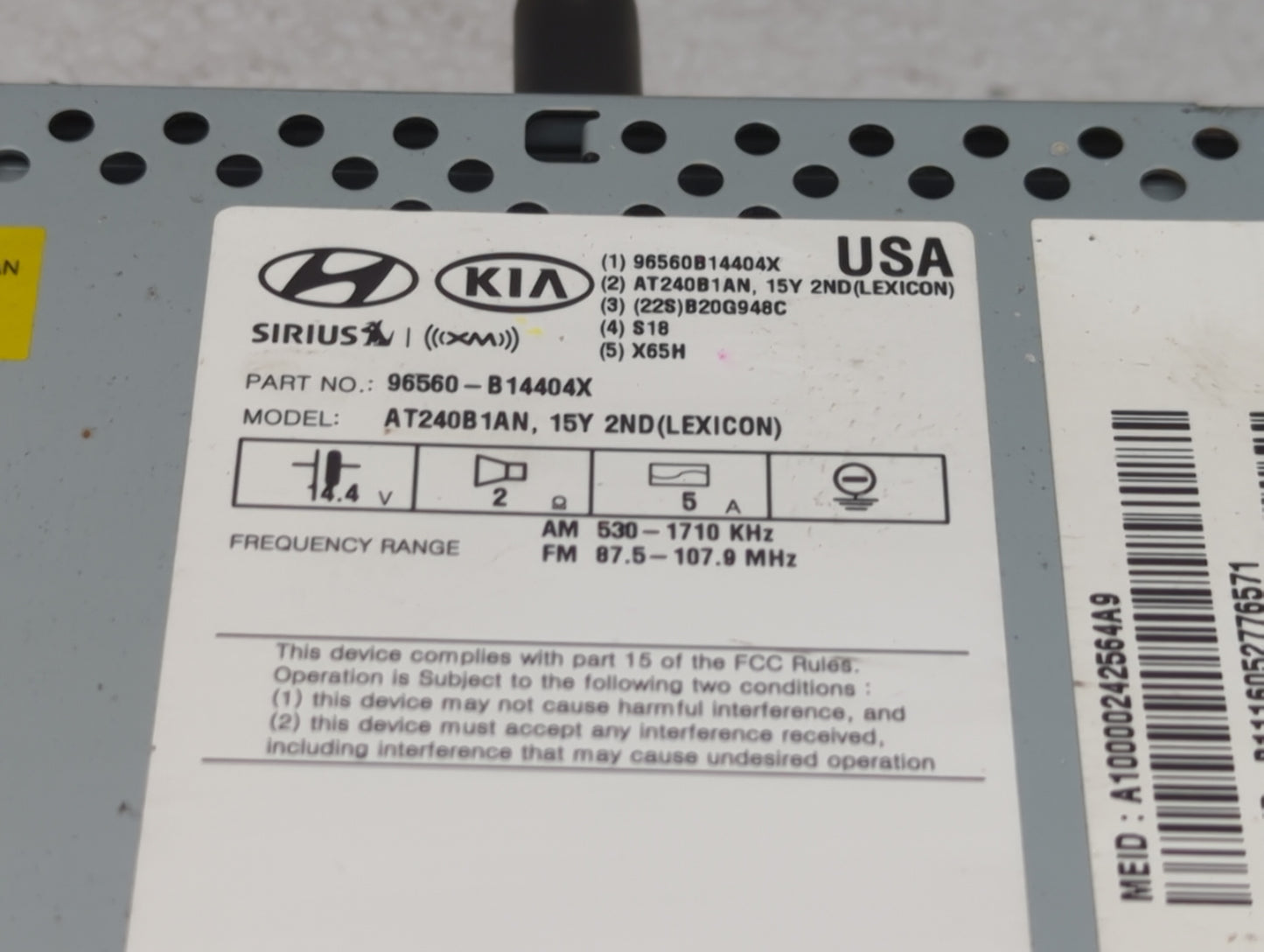 2015-2016 Hyundai Genesis Radio AM FM Cd Player Receiver Replacement P/N:96560-B14404X Fits Fits 2015 2016 OEM Used Auto Par