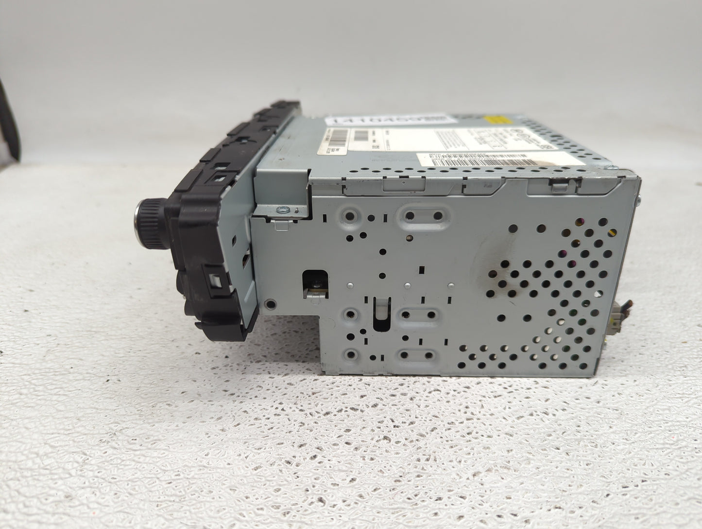 2015-2016 Hyundai Genesis Radio AM FM Cd Player Receiver Replacement P/N:96560-B14404X Fits Fits 2015 2016 OEM Used Auto Par