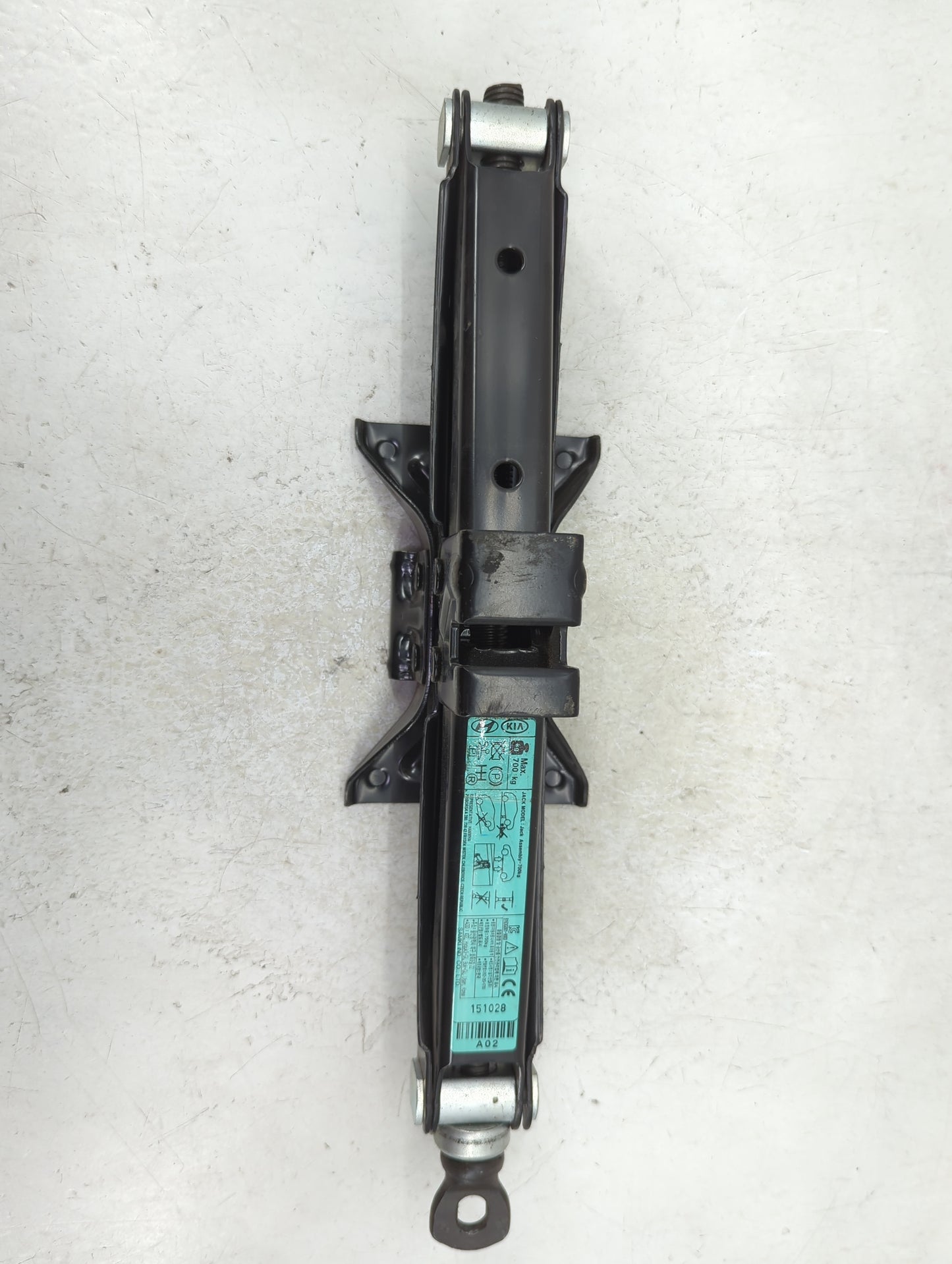2016 Hyundai Genesis Spare Scissor Car Jack - Oemusedautoparts1.com