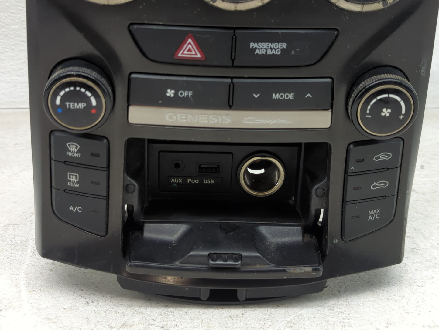 2015-2016 Hyundai Genesis Climate Control Module Temperature AC/Heater Replacement P/N:97250-2MMC0 Fits Fits 2015 2016 2017 