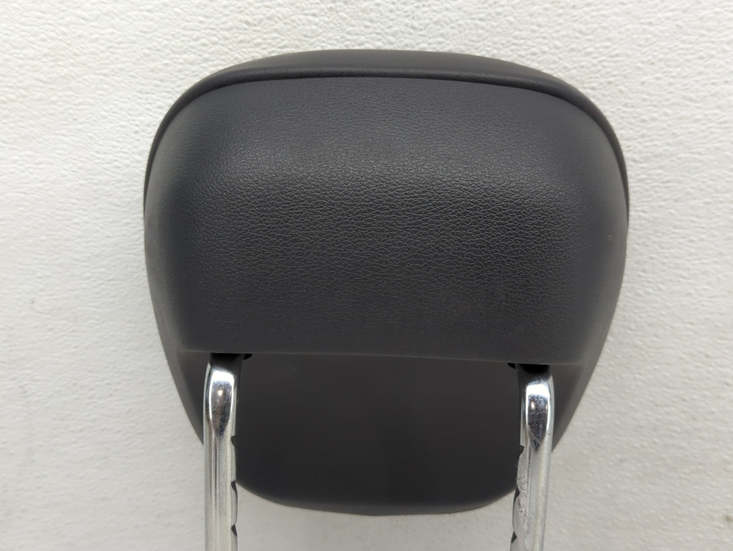 2015-2016 Hyundai Genesis Headrest Head Rest Front Driver Passenger Seat Fits Fits 2015 2016 2017 OEM Used Auto Parts - Oemu