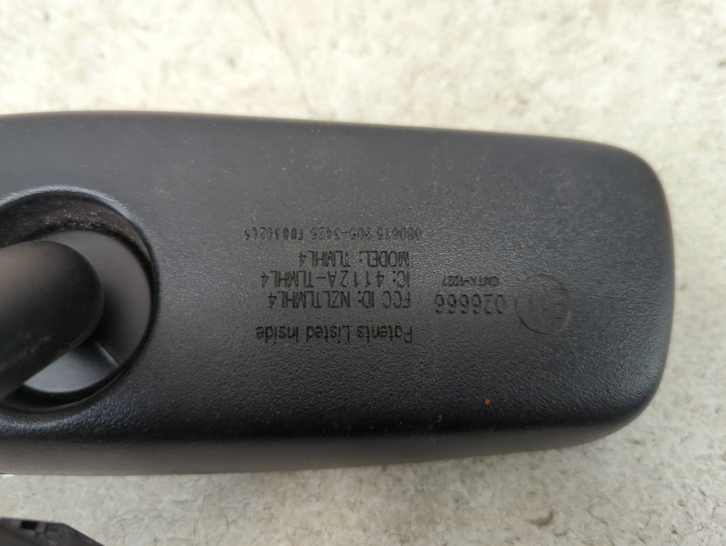 2013-2016 Hyundai Genesis Interior Rear View Mirror Replacement OEM P/N:4112A-TLMHL4 Fits OEM Used Auto Parts - Oemusedautop
