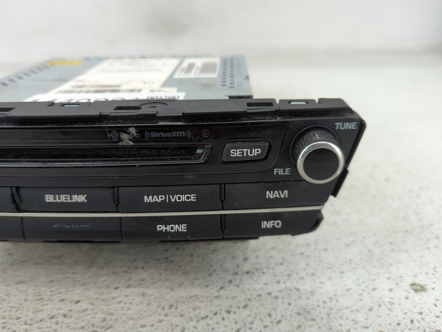2015-2016 Hyundai Genesis Radio AM FM Cd Player Receiver Replacement P/N:96560-B14234X Fits Fits 2015 2016 OEM Used Auto Par