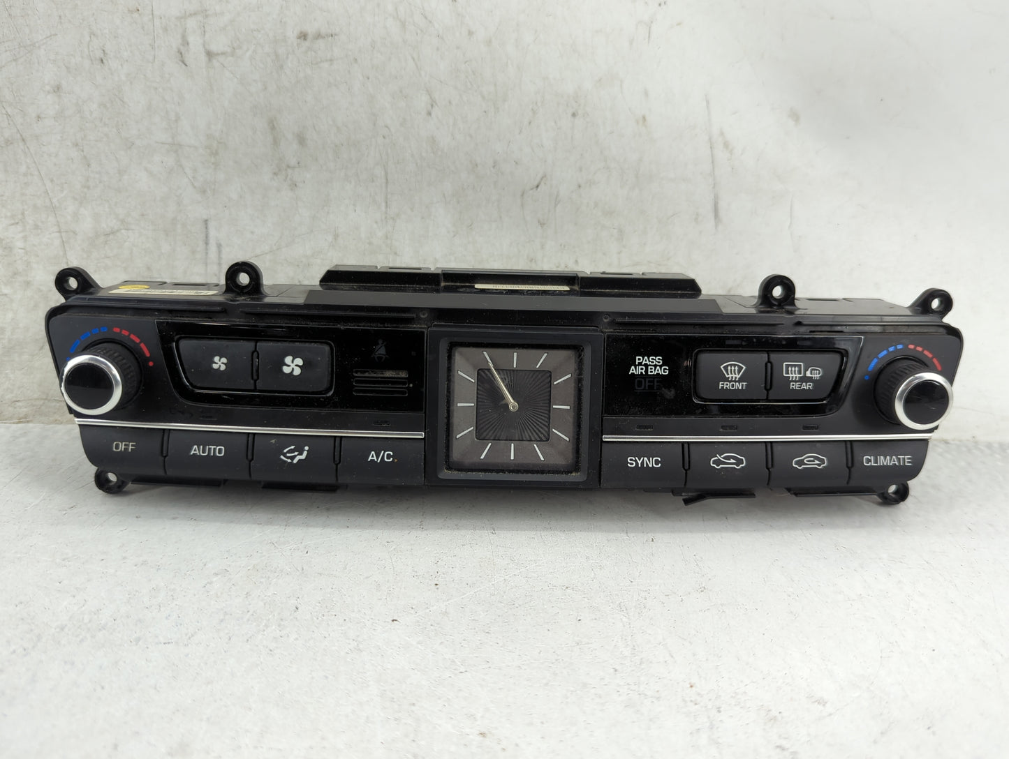2015-2016 Hyundai Genesis Climate Control Module Temperature AC/Heater Replacement P/N:97250-B1XXX Fits Fits 2015 2016 2017 