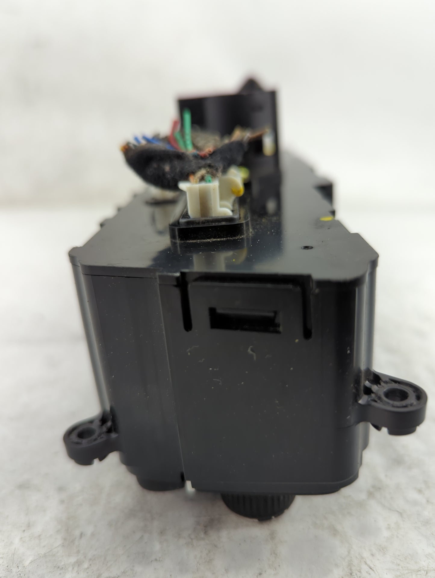 2015-2016 Hyundai Genesis Climate Control Module Temperature AC/Heater Replacement P/N:97250-B1XXX Fits Fits 2015 2016 2017 