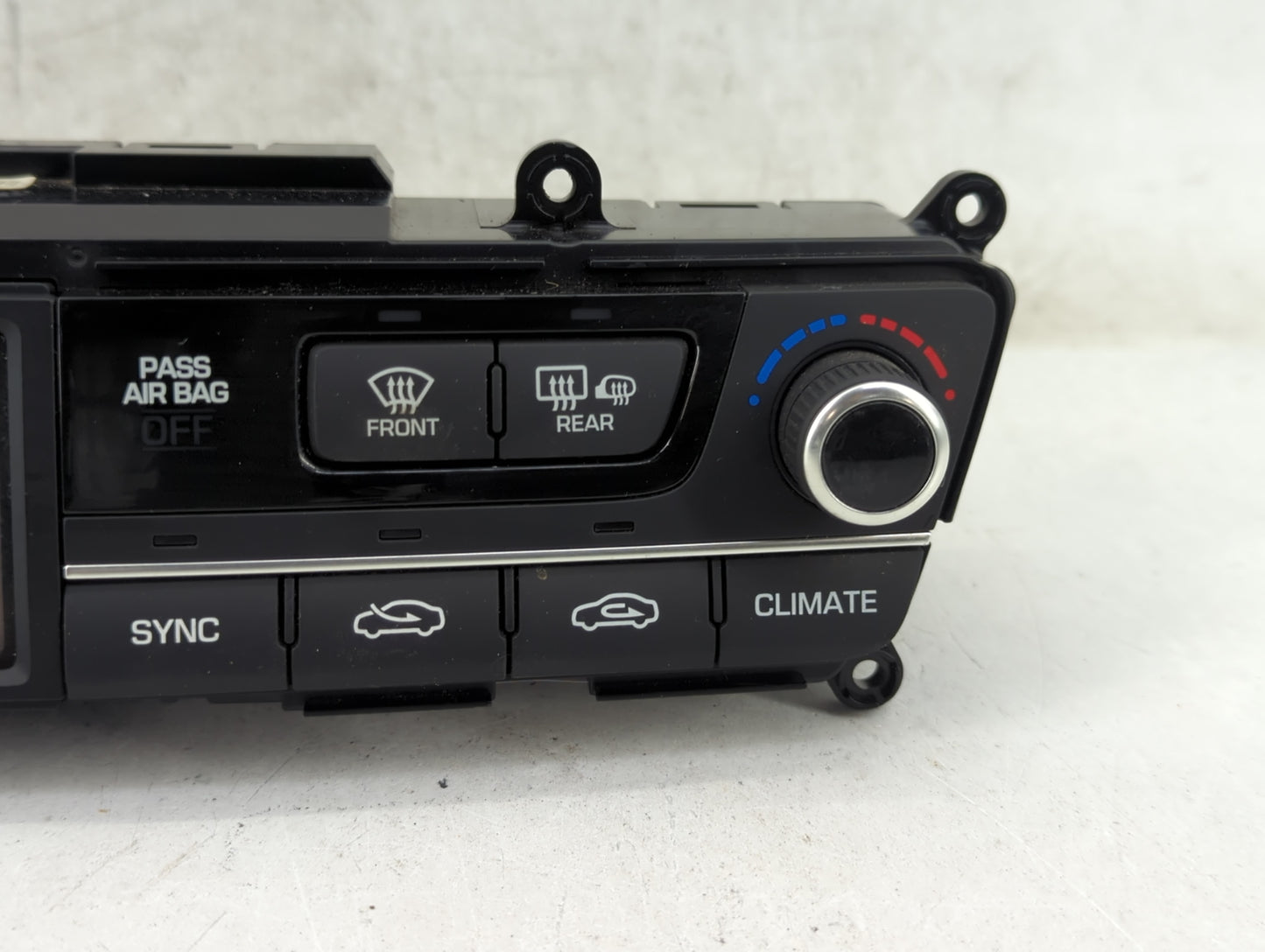2015-2016 Hyundai Genesis Climate Control Module Temperature AC/Heater Replacement P/N:97250-B1120 Fits Fits 2015 2016 2017 