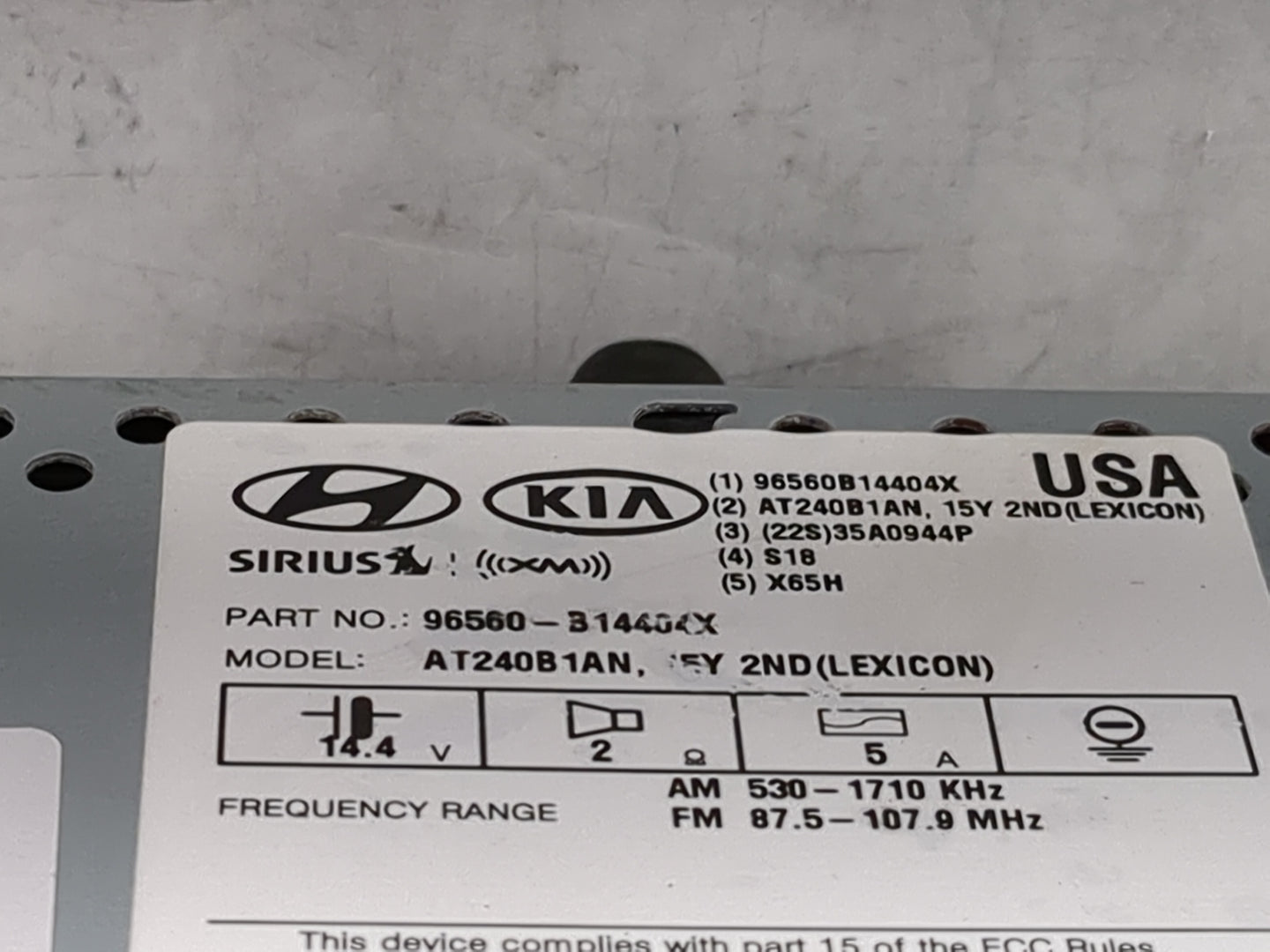 2016 Hyundai Genesis Radio AM FM Cd Player Receiver Replacement P/N:96560B14404X AT240B1AN, D3965 51050 Fits OEM Used Auto P