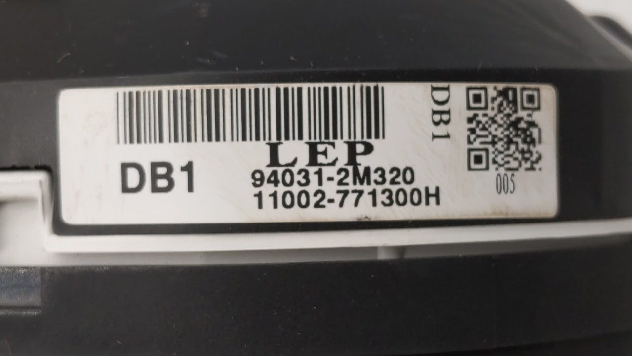 2014-2016 Hyundai Genesis Instrument Cluster Speedometer Gauges P/N:94031-2M320 Fits Fits 2014 2015 2016 OEM Used Auto Parts